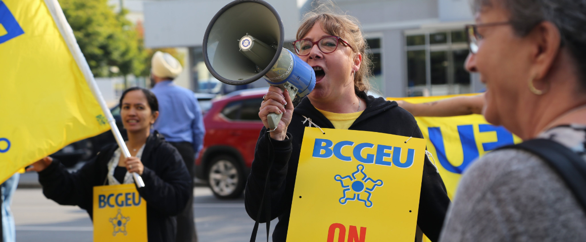 So! So! So! Solidarité with striking BC public service workers!